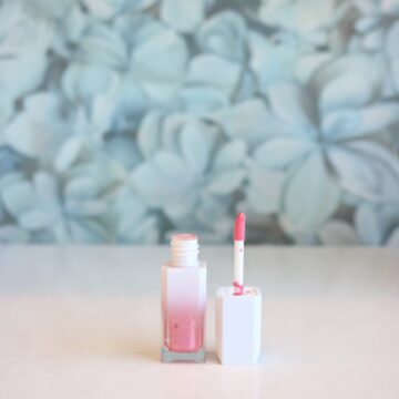 Sun-Kisses Lip Luminizer Mini: Hot Pink