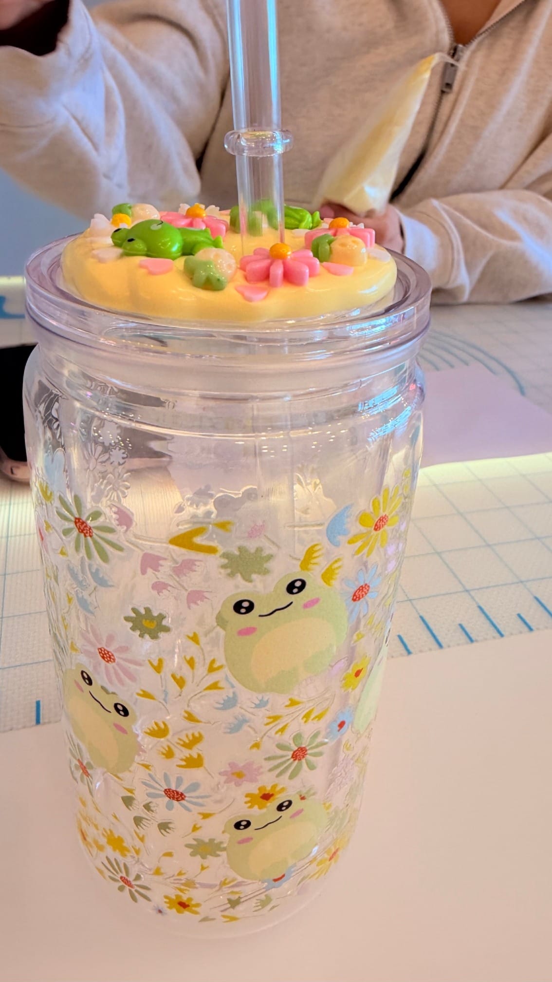 9 16 Floral Tumbler