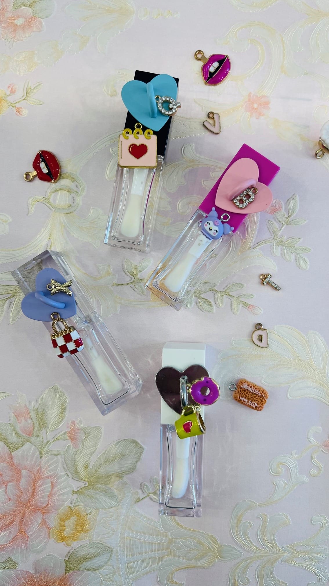 9 16 Lip Oil Sq With Charms