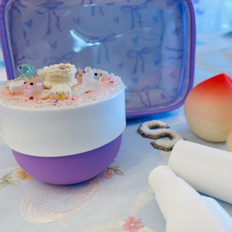 Square Gloss And Glow 1