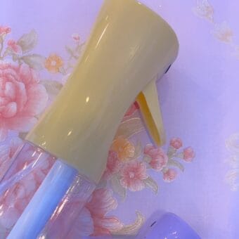 A La Carte: Sun Relief Spray