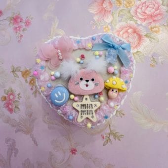 A La Carte: Heart Jewelry Box