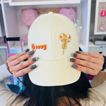 A La Carte: Vintage-Inspired Caps (Adult)