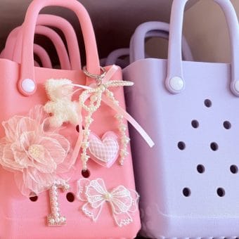 A La Carte: Personalized Decoden Beach Tote