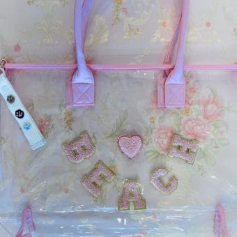 A La Carte: Personalized Beach Tote
