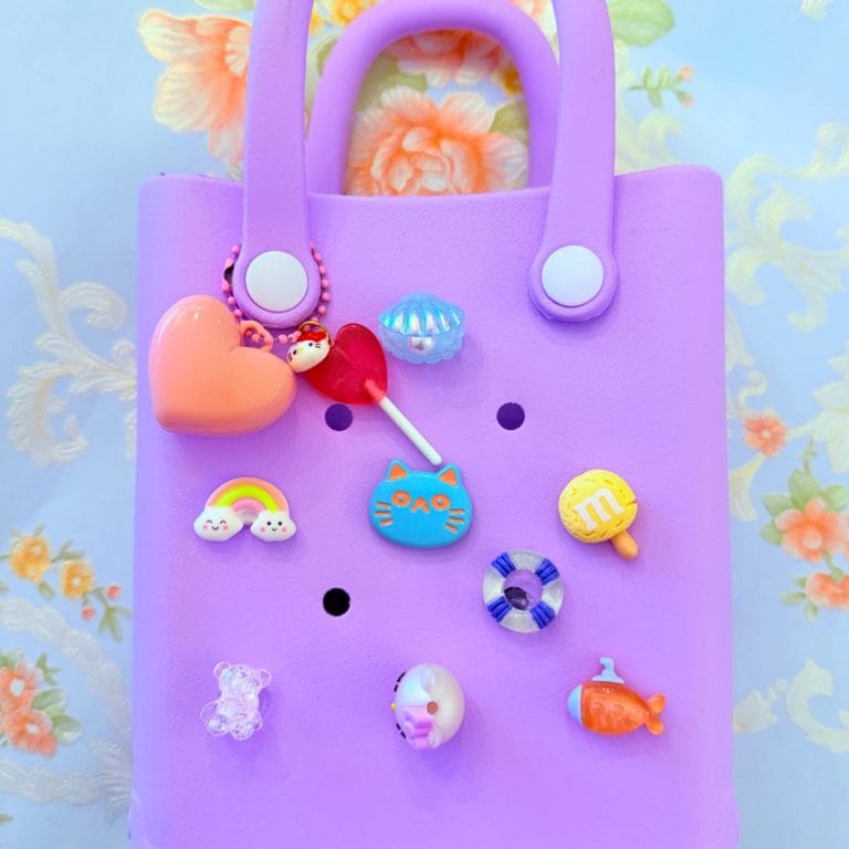 Sq Tote With Heart Perfume Balm