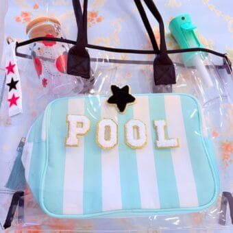 A La Carte: Personalized Beach Tote