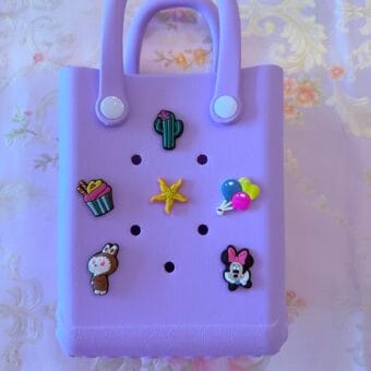 A La Carte:  Waterproof Beach Tote  