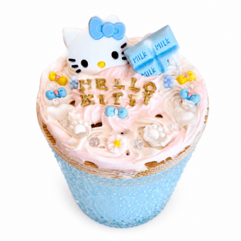 A La Carte: Candle with Decoden + Charms