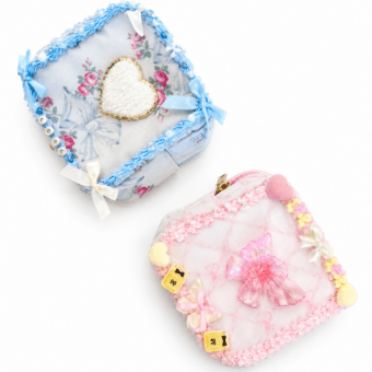 A La Carte: Coquette Bag with Decoden (small)