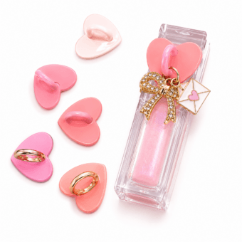 A La Carte: Lip Oil (with Charms)